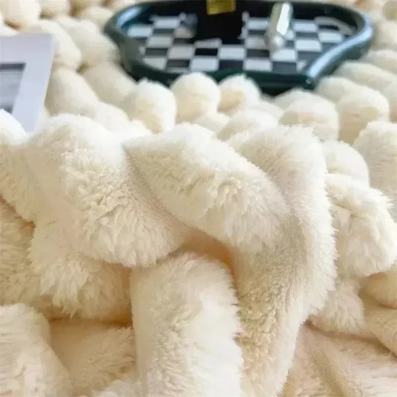 Shada Luxury Thickened Striped Warm Blanket - Soft Coral Fleece Sofa Throw for Autumn & Winter Comfort