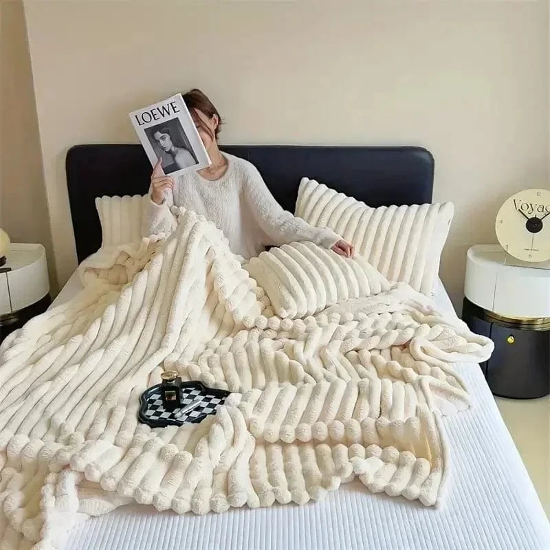 Shada Luxury Thickened Striped Warm Blanket - Soft Coral Fleece Sofa Throw for Autumn & Winter Comfort