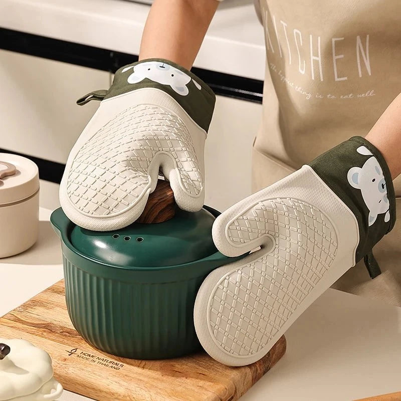 Shada Silicone heat insulation gloves thickened, non-slip, high temperature oven gloves baking and scalding kitchen hand clamps