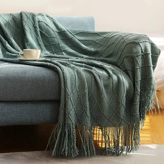 Shada Cozy Green Oversized Knitted Throw Blanket | Soft 100% Acrylic Couch Decor | Perfect Farmhouse Gift
