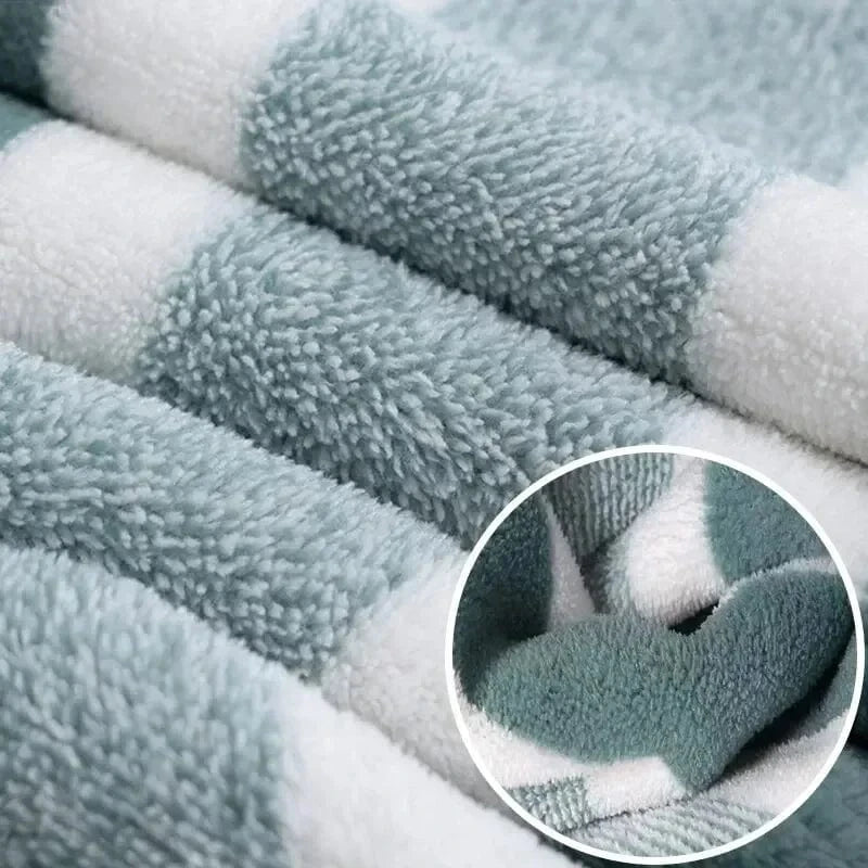 Shada Large Absorbent Microfiber Bath Towels for Couples - Soft, Comfortable, Machine Washable